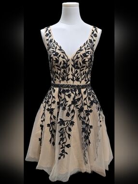 Fashion Nova | Dresses | Juniors Dress Perfect For Homecoming Sz S |  Poshmark